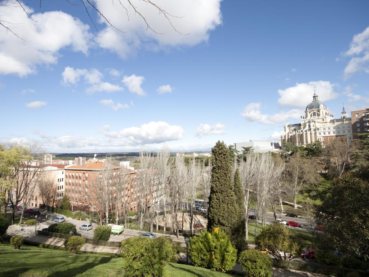 Precioso Apartamento En La Latina Palacio Real マドリード エクステリア 写真