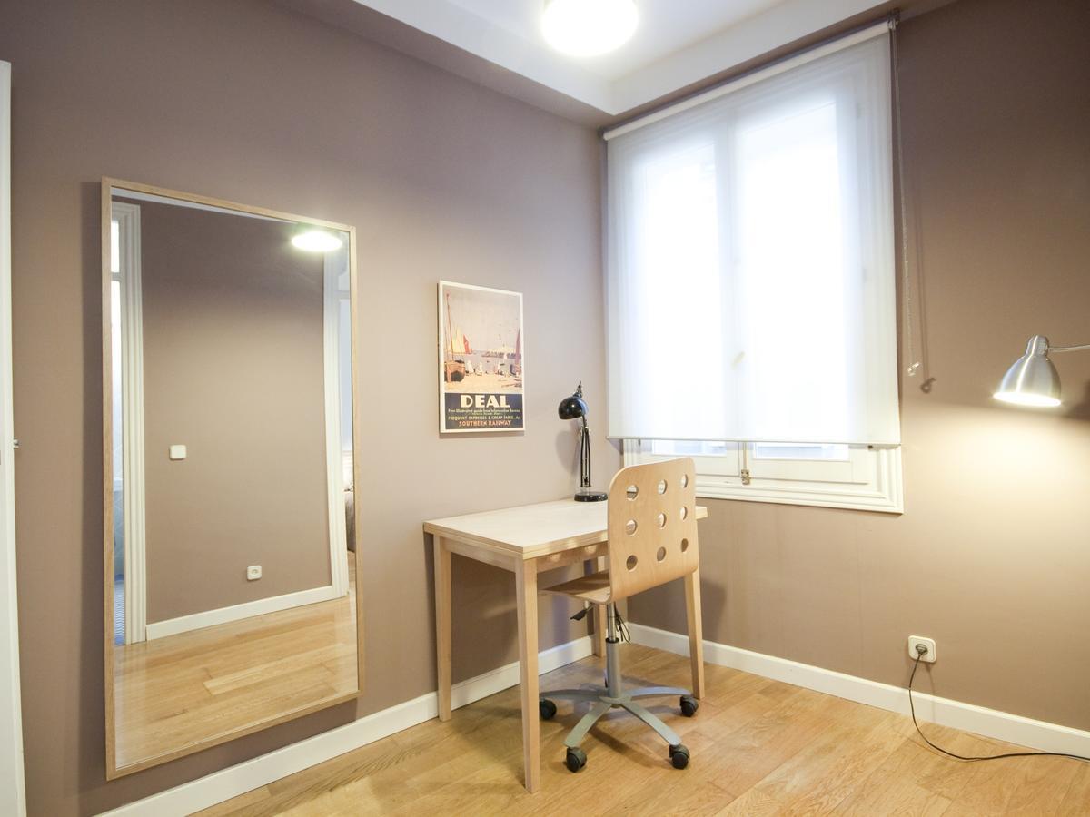 Precioso Apartamento En La Latina Palacio Real マドリード エクステリア 写真