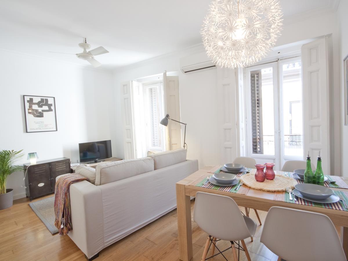 Precioso Apartamento En La Latina Palacio Real マドリード エクステリア 写真